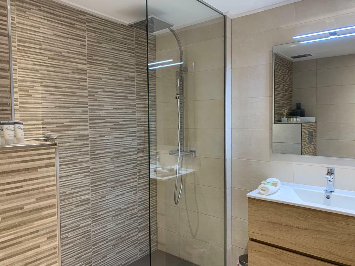 Nuevo Y Lujoso Apartamento En Marbella Centro A Pie De Playa 625 Eksteriør bilde
